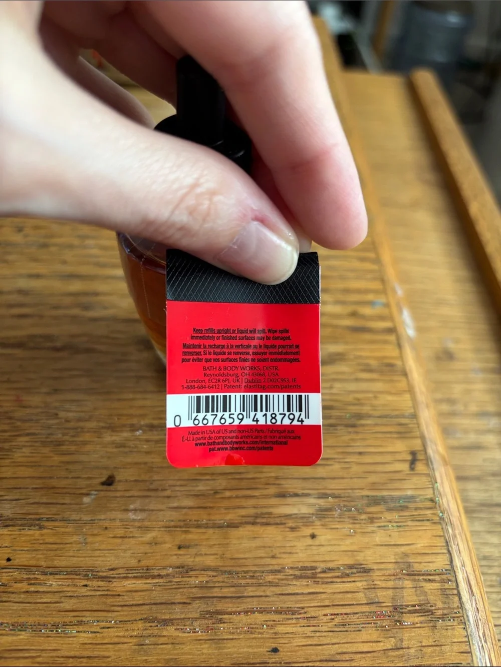 Bath & Body Works Cookie Butter Truffle Wallflowers Refill - Red and Black - Picture 2 of 3